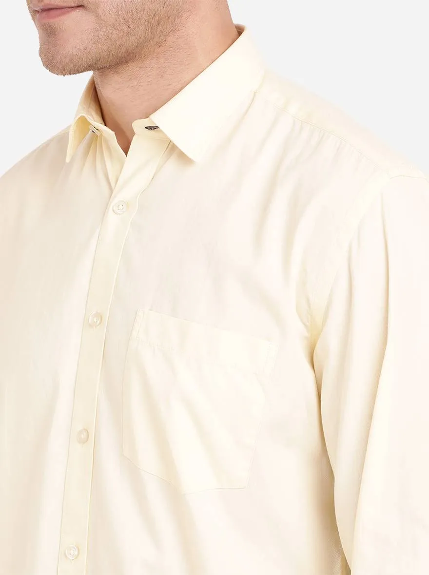 Transparent Yellow Solid Slim Fit Casual Shirt | Greenfibre